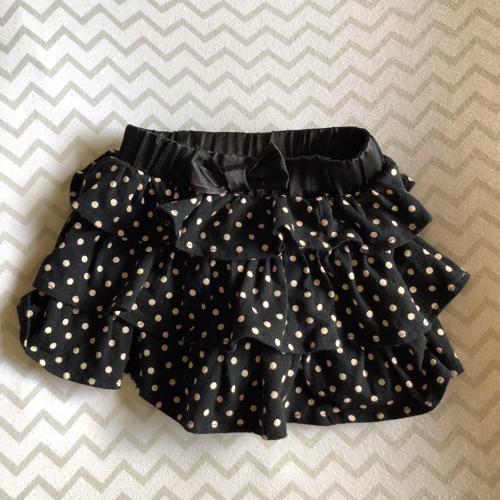 Toddler Skirt in B/W polka dots